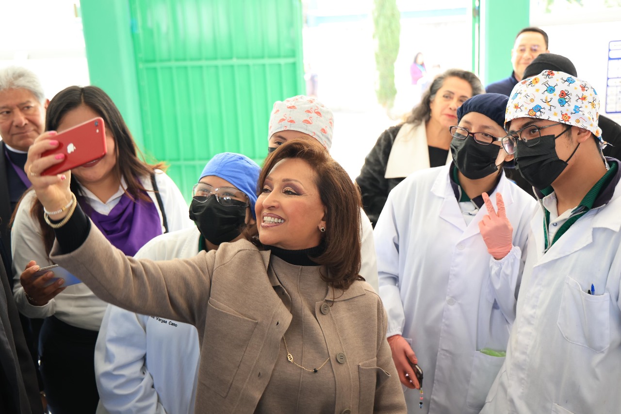 Refrenda gobernadora compromiso con la educación y medio ambiente